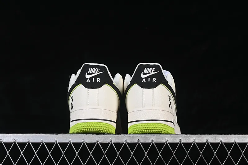 All Categories Nk Air Force 1 Air Force Series Nk Air Force 1 Low Air Force Low Nike Air Force 1'07 Low Co-branded Beige, Black and Green Air Force 1 Low-top Casual Sneakers QW5836-023